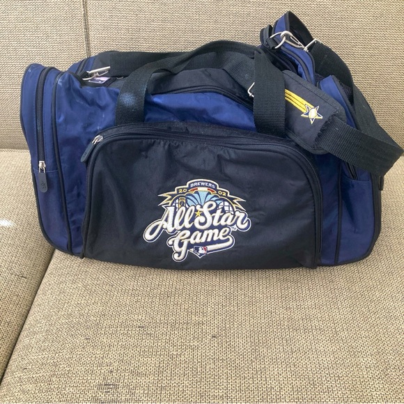 MLB All-Star Game Duffel Bag in Navy and Black w/ wheels 12”h x 12”w x 19”L - Picture 1 of 9